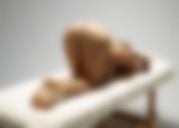 Изображение №11 от галерията Dominika C снимки преди масажа